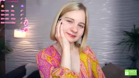 Snapshot of phyllisearney chatting on November 22, 4:11 am Hann G. Jones online show from November 22, 4:11 am