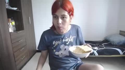 izzy online show from April 15, 5:31 pm