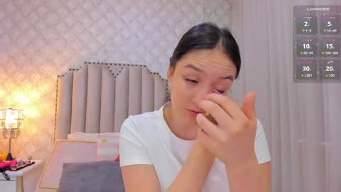    online show from April 14, 11:49 am