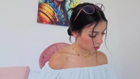 Liz online show from May 5, 8:39 pm