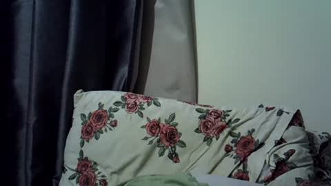 Snapshot of piazaocwbbb chatting on July 23, 2:59 pm piazaocwbbb online show from July 23, 2:59 pm