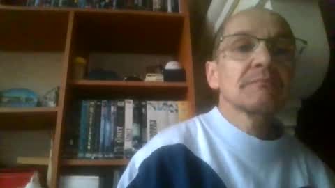 pichoun71 online show from December 7, 8:00 am