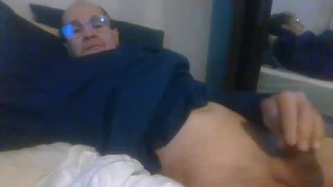 pichoun71 online show from December 27, 8:24 am