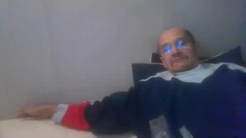 pichoun71 online show from November 10, 6:56 am