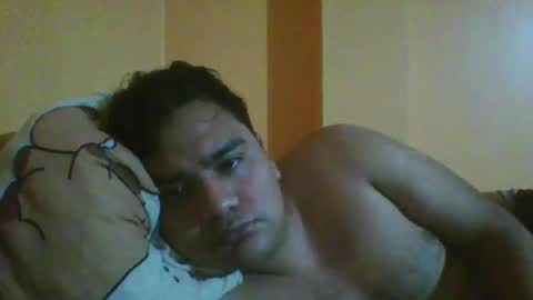 Snapshot of pichulonrenzo chatting on May 31, 6:10 am PICHULAMOJADA online show from May 31, 6:10 am