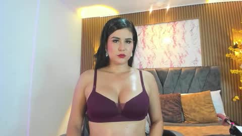 Your virtual goddess Luna  online show from January 8, 8:55 pm