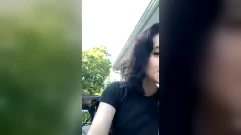 Snapshot of piecesxx chatting on July 6, 12:24 pm piecesxx online show from July 6, 12:24 pm