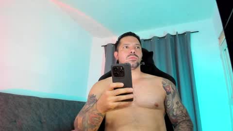 Pierre online show from March 31, 10:10 pm