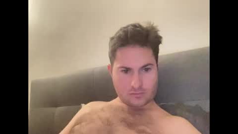 Snapshot of pierrot462900 chatting on February 22, 6:06 am pierrot462900 online show from February 22, 6:06 am