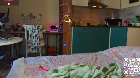 Mia or ur fav booty P online show from July 11, 7:00 am
