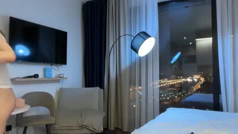 Trisha     online show from January 18, 4:33 pm