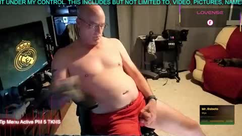 Snapshot of pilot_dave_69 chatting on September 27, 5:12 am Dave online show from September 27, 5:12 am