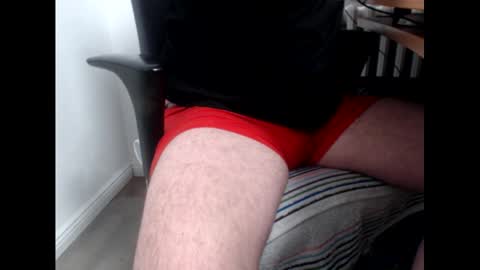 Snapshot of pimmel10 chatting on February 19, 6:10 pm pimmel10 online show from February 19, 6:10 pm