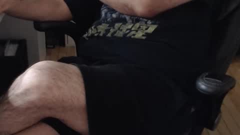 Snapshot of pimprobo chatting on October 31, 3:13 pm Pimp Robo online show from October 31, 3:13 pm