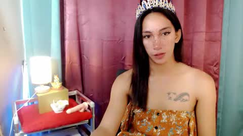 Snapshot of pinay_lucy chatting on April 28, 12:42 am lucyLove online show from April 28, 12:42 am