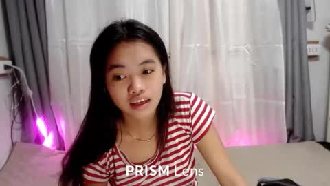 Snapshot of pinay_pleaseme chatting on May 2, 10:37 pm pinay_pleaseme online show from May 2, 10:37 pm