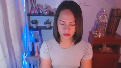 Snapshot of pinay_shawnx chatting on March 1, 1:53 am pinay_shawnx online show from March 1, 1:53 am