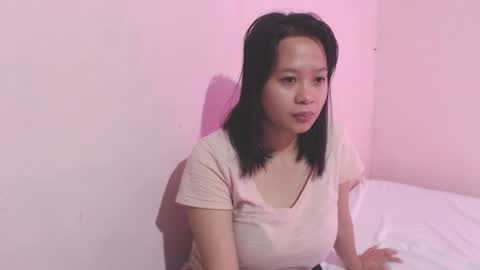 Snapshot of pinay_tulips chatting on February 20, 2:52 am Tulips online show from February 20, 2:52 am