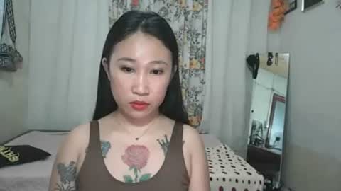 yumie  online show from May 22, 7:59 am