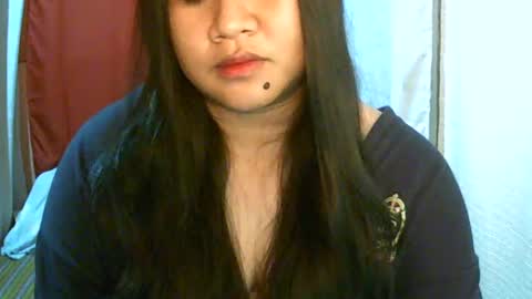 Snapshot of pinayjona chatting on December 22, 1:33 pm pinayjona online show from December 22, 1:33 pm