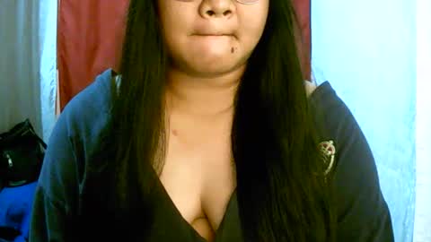 pinayjona online show from November 27, 11:23 am