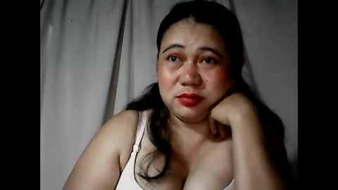 pinaymama12345 online show from November 29, 10:13 pm