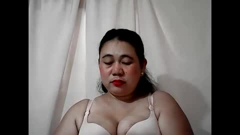 pinaymama12345 online show from March 12, 12:17 am