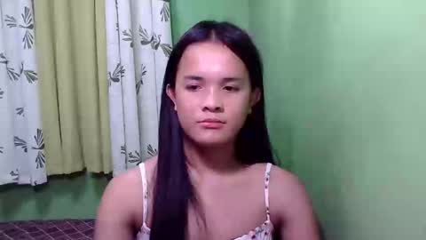 Snapshot of pinaymorena_rhowe chatting on December 5, 2:09 am pinaymorena_rhowe online show from December 5, 2:09 am