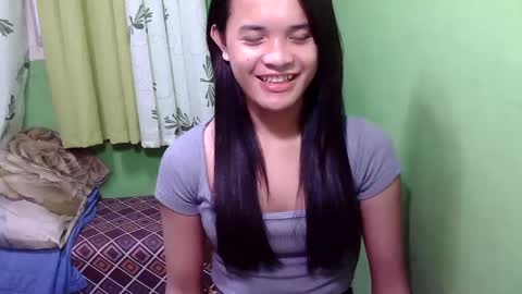 Snapshot of pinaymorena_rhowe chatting on December 19, 10:02 am pinaymorena_rhowe online show from December 19, 10:02 am