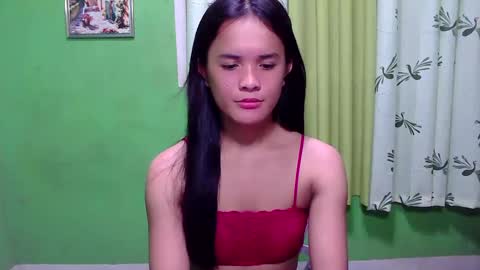Snapshot of pinaymorena_rhowe chatting on December 23, 2:50 pm pinaymorena_rhowe online show from December 23, 2:50 pm