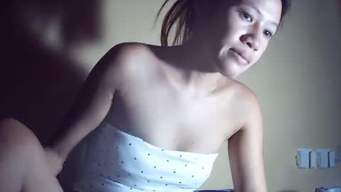 pinaysweet_couple online show from April 9, 3:06 am