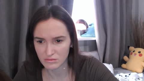 Snapshot of pineapple__mood chatting on January 15, 9:24 am online show from January 15, 9:24 am