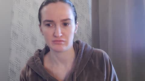 Snapshot of pineapple__mood chatting on January 22, 9:02 am online show from January 22, 9:02 am