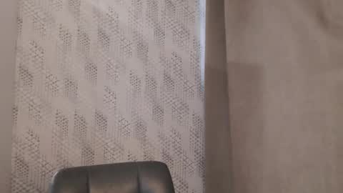 Snapshot of pineapple__mood chatting on January 29, 9:01 am online show from January 29, 9:01 am