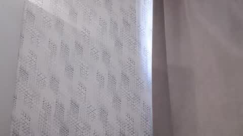 Snapshot of pineapple__mood chatting on March 1, 12:12 pm online show from March 1, 12:12 pm