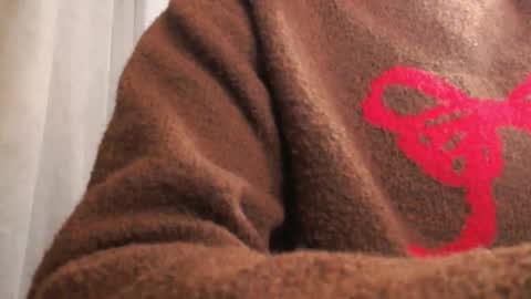 Snapshot of pineapple__mood chatting on October 15, 5:02 pm online show from October 15, 5:02 pm