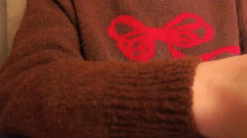       online show from November 22, 8:02 am