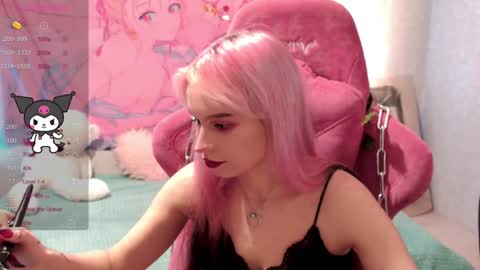 Snapshot of pineapple_dope chatting on December 14, 1:16 pm Nancy online show from December 14, 1:16 pm