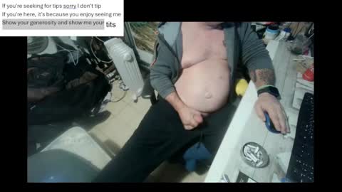 pini_z online show from January 15, 5:37 pm