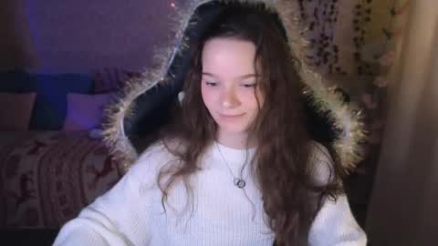 Snapshot of pink__sun chatting on December 21, 6:15 pm Stephanie online show from December 21, 6:15 pm