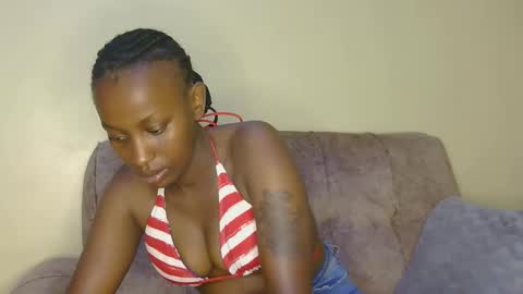 pink_cushy online show from February 16, 6:09 am