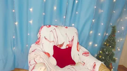 Snapshot of pink_pikachu_ chatting on January 8, 4:22 pm Pikachu pika online show from January 8, 4:22 pm