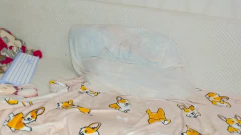 Snapshot of pink_pikachu_ chatting on February 27, 9:14 pm Pikachu pika online show from February 27, 9:14 pm