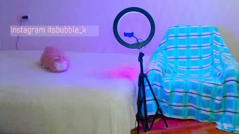 Snapshot of pink_pikachu_ chatting on March 4, 4:52 pm Pikachu pika online show from March 4, 4:52 pm