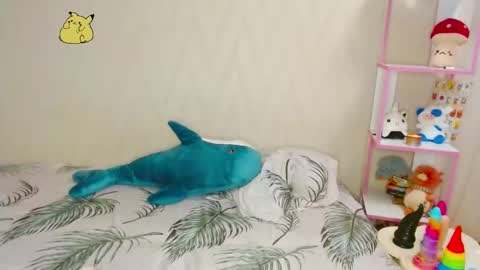 Snapshot of pink_pikachu_ chatting on September 16, 7:37 pm Pikachu pika online show from September 16, 7:37 pm