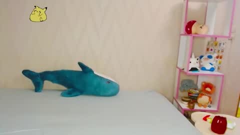 Snapshot of pink_pikachu_ chatting on September 22, 9:17 pm Pikachu pika online show from September 22, 9:17 pm