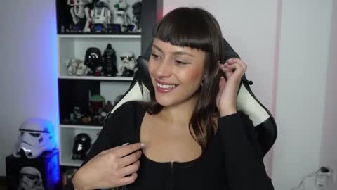 Emily online show from January 15, 10:46 pm