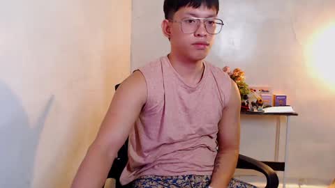 Snapshot of pinkcock_froi chatting on January 9, 4:17 pm froi online show from January 9, 4:17 pm