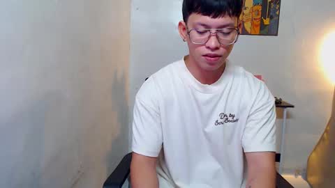 Snapshot of pinkcock_froi chatting on February 13, 12:46 am froi online show from February 13, 12:46 am