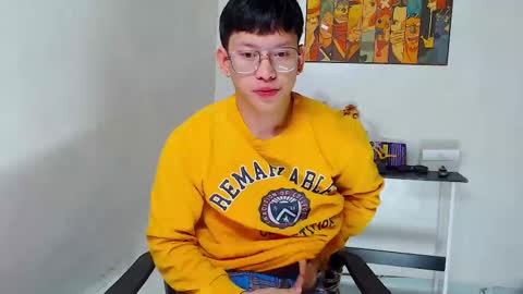 Snapshot of pinkcock_froi chatting on February 16, 9:38 pm froi online show from February 16, 9:38 pm